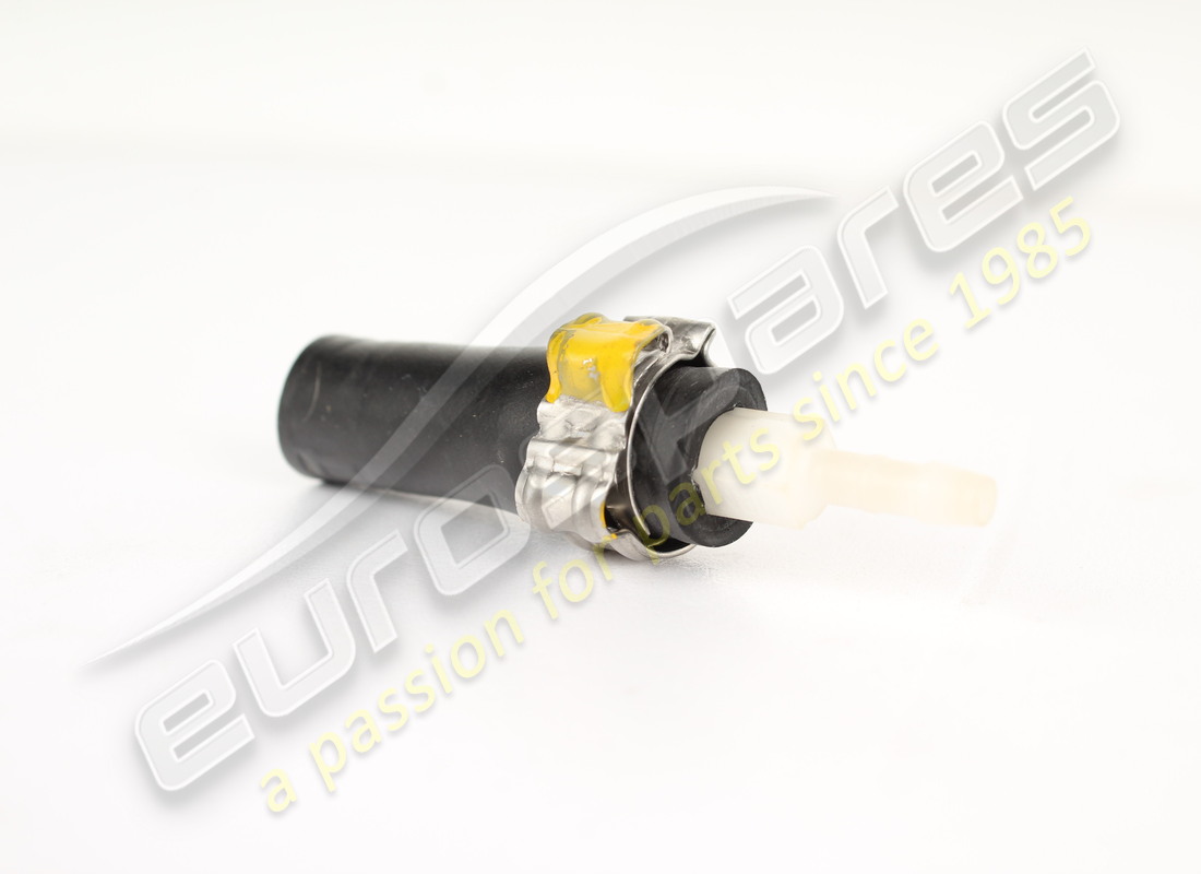 nouveau raccord maserati vapeurs/pompe à carter. numéro de pièce 312230461 (1)