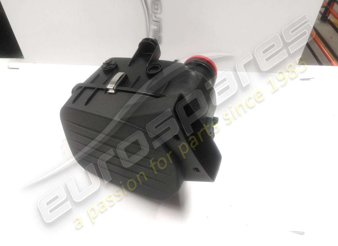 nouveau maserati ensemble de boîte de filtre gauche. numéro de pièce 670038727 (2)