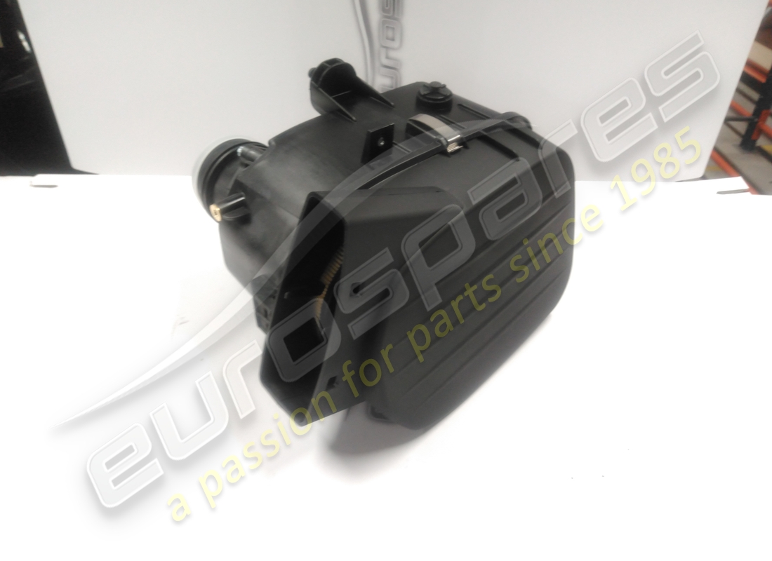 nouveau maserati ensemble de boîte de filtre droit. numéro de pièce 670038725 (2)