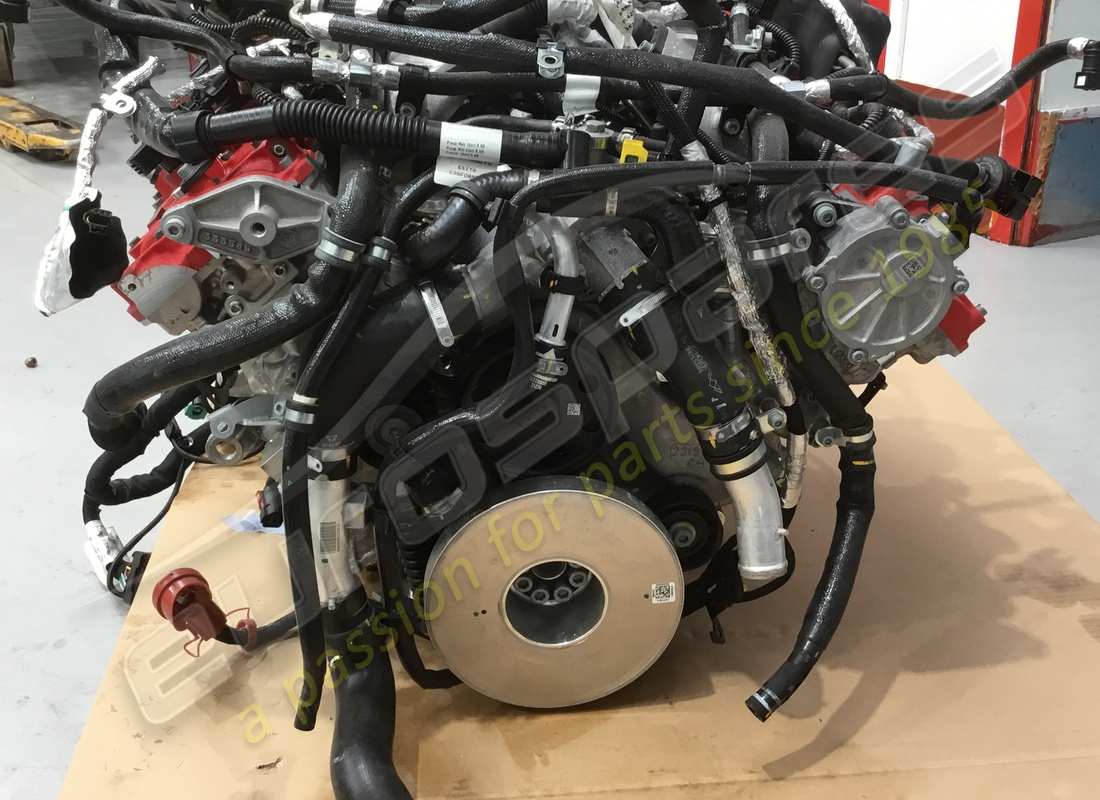 utilisé ferrari 488 moteur pista. numéro de pièce 985000295 (5)