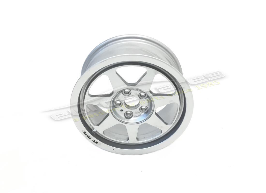 nouvelle jante de roue avant maserati 8x16. numéro de pièce 988007323 (1)