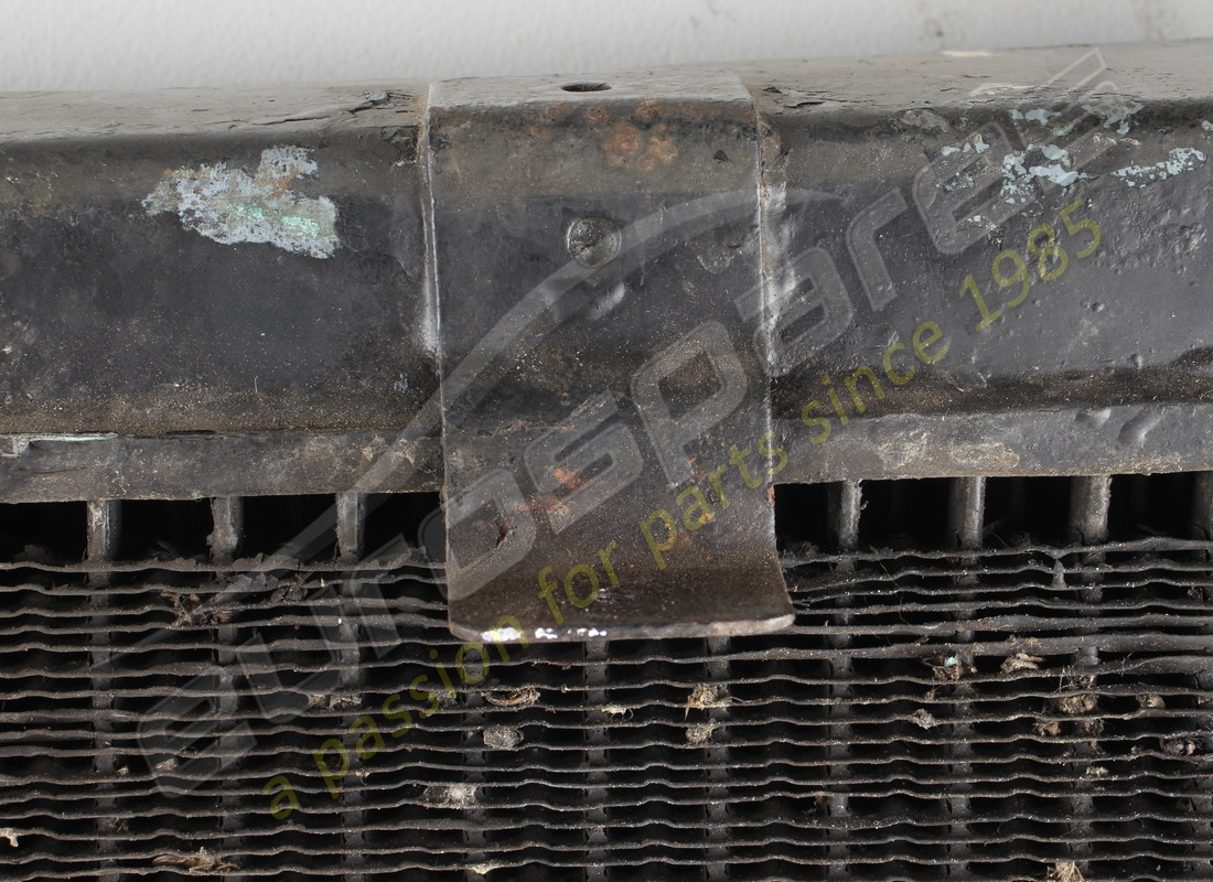 radiateur à eau lamborghini utilisé. numéro de pièce 001710466 (10)