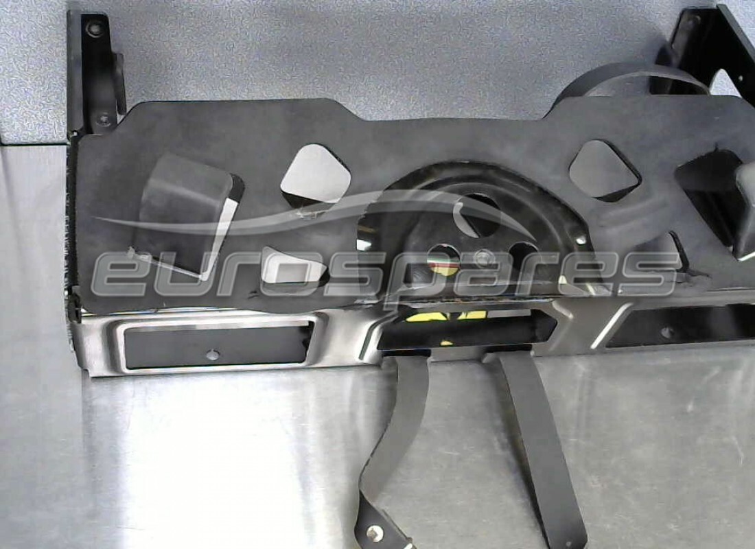 utilisé ferrari support de roue de secours. numéro de pièce 280415 (1)