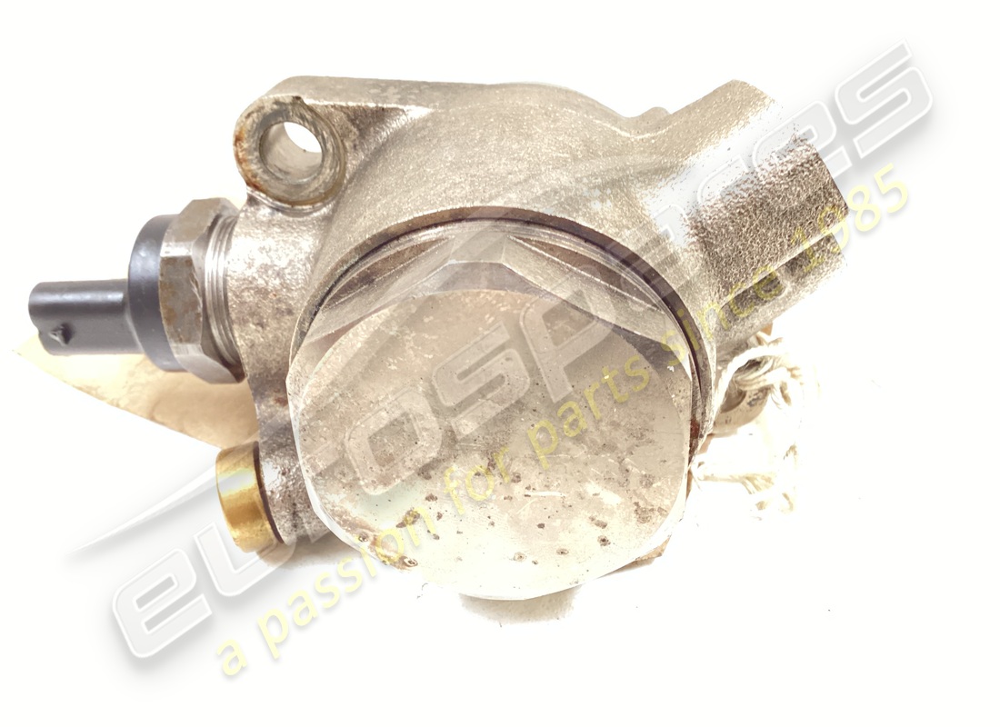 pompe à carburant utilisée lamborghini. numéro de pièce 07l127026t (2)