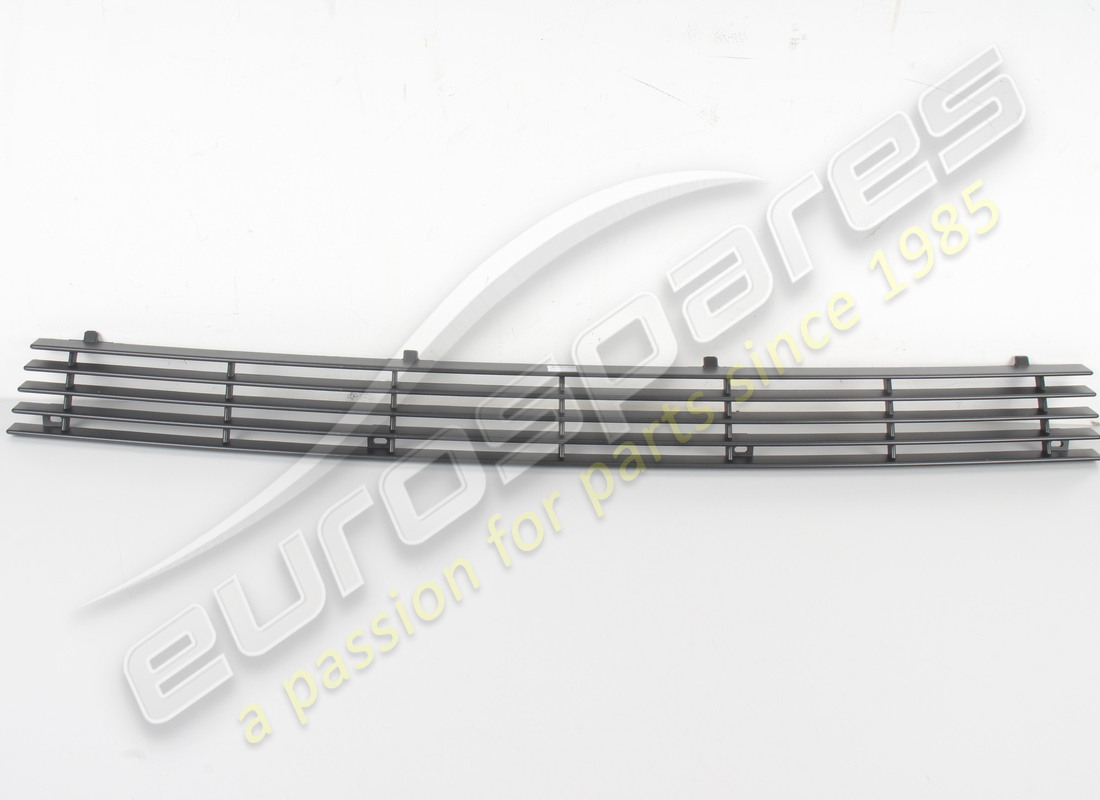 NOUVELLE GRILLE DE PARE-CHOC AVANT MASERATI. NUMÉRO DE PIÈCE 366300346 (2) nouvelle grille de pare-choc avant maserati. numéro de pièce 366300346 (2)