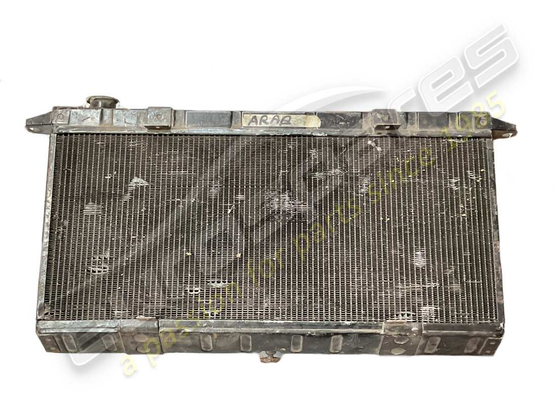 radiateur à eau lamborghini utilisé. numéro de pièce 001710466 (2)