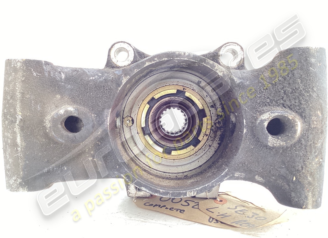 UTILISÉ LAMBORGHINI ASSEMBLAGE USINÉ DE DOUILLE DE PORTE-MOYEU LH. NUMÉRO DE PIÈCE 005234992 (3) utilisé lamborghini assemblage usiné de douille de porte-moyeu lh. numéro de pièce 005234992 (3)