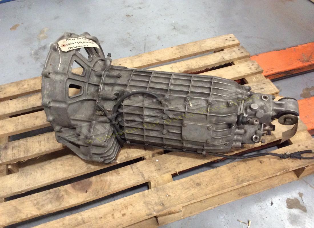 UTILISÉ Lamborghini ASSEMBLAGE DE BOÎTE DE VITESSES MURCIELAGO. NUMÉRO DE PIÈCE 249900008 (1)