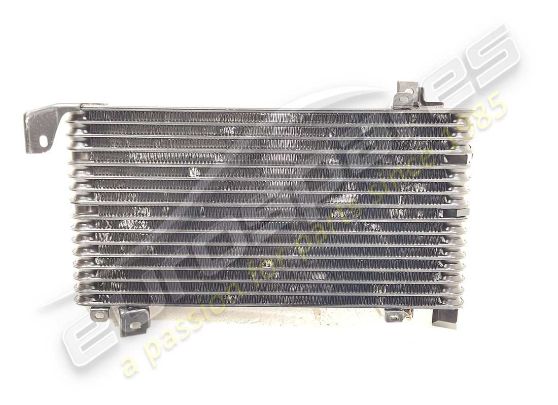 nouveau radiateur à huile ferrari. numéro de pièce 185412 (2)