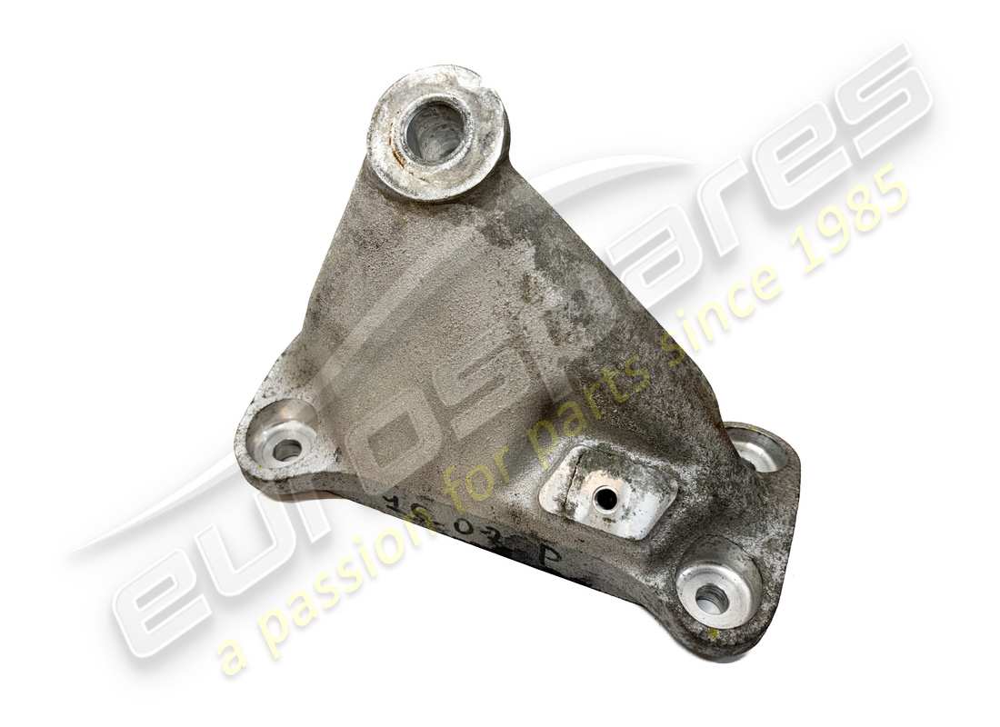 SUPPORT DE FIXATION DE MOTEUR GAUCHE D'OCCASION Ferrari. NUMÉRO DE PIÈCE 207221 (1)