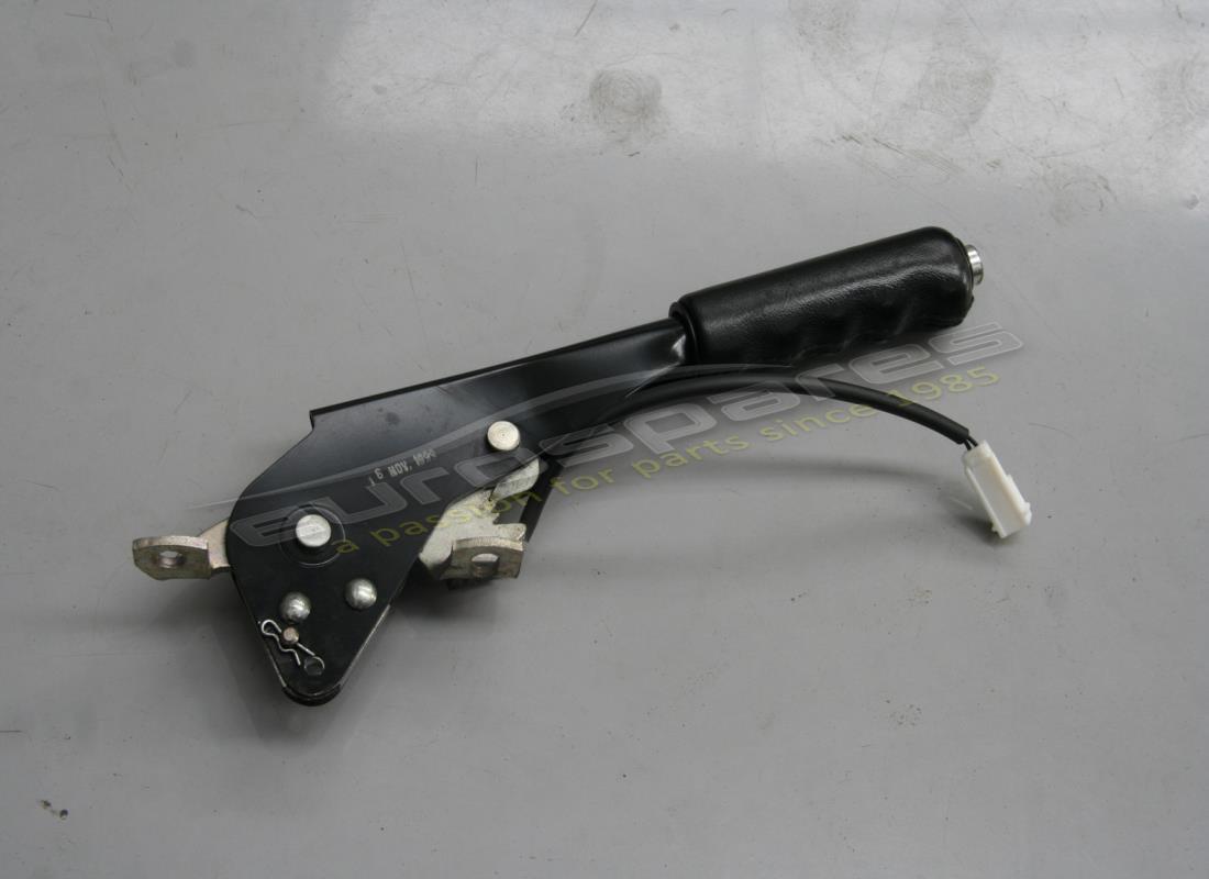 LEVIER DE FREIN DE STATIONNEMENT D'OCCASION Maserati. NUMÉRO DE PIÈCE 388001103 (1)