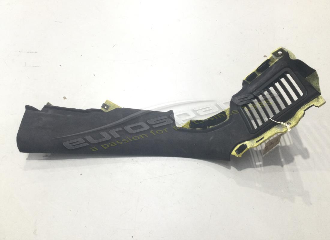 UTILISÉ Ferrari RIVESTIMENTO CANALINA SX ALC . NUMÉRO DE PIÈCE 88049212 (1)