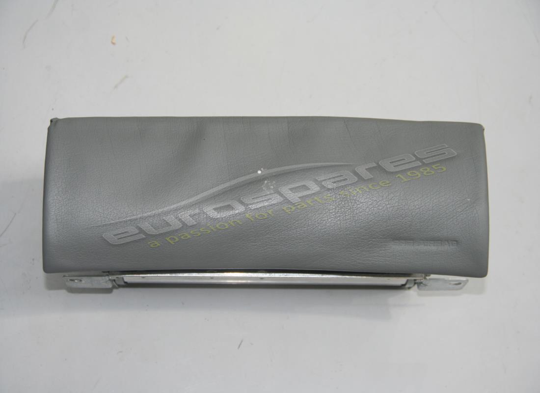AIRBAG CÔTÉ PASSAGER D'OCCASION Maserati GR . NUMÉRO DE PIÈCE 66586116 (1)
