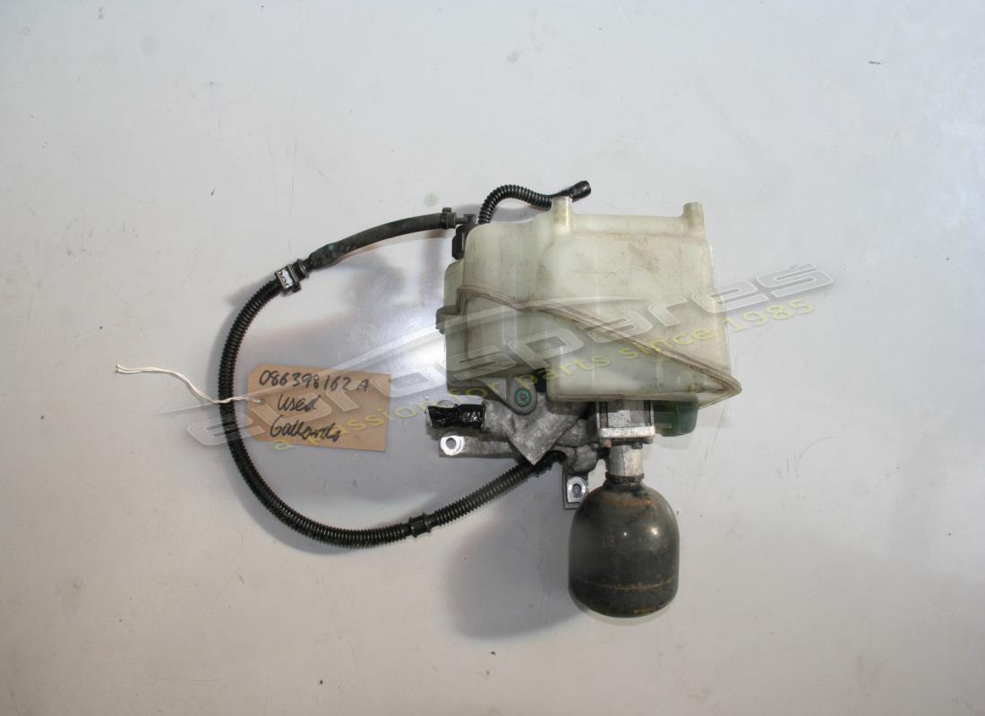 UTILISÉ Lamborghini POMPE HAUTE PRESSION . NUMÉRO DE PIÈCE 086398162A (1)