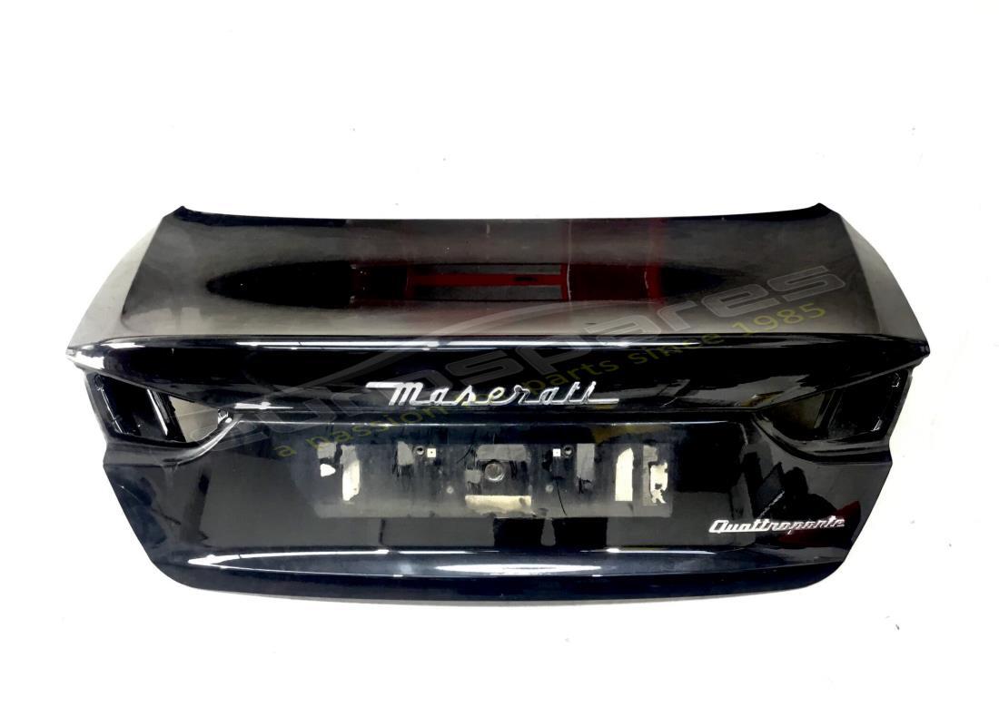 Maserati COUVERCLE ARRIÈRE COMPLET UTILISÉ. NUMÉRO DE PIÈCE 673005300 (1)
