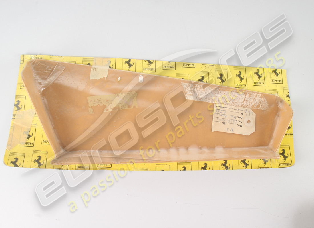 new ferrari lh interior pocket. part number 62304500 (1)