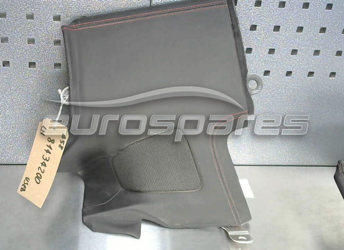 UTILISÉ Ferrari GARNITURE D'ÉCRAN ARRIÈRE GAUCHE. NUMÉRO DE PIÈCE 81434200 (1)