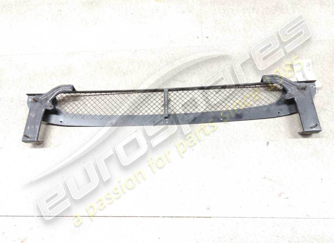 utilisé ferrari grille supérieure. numéro de pièce 68099000 (2)