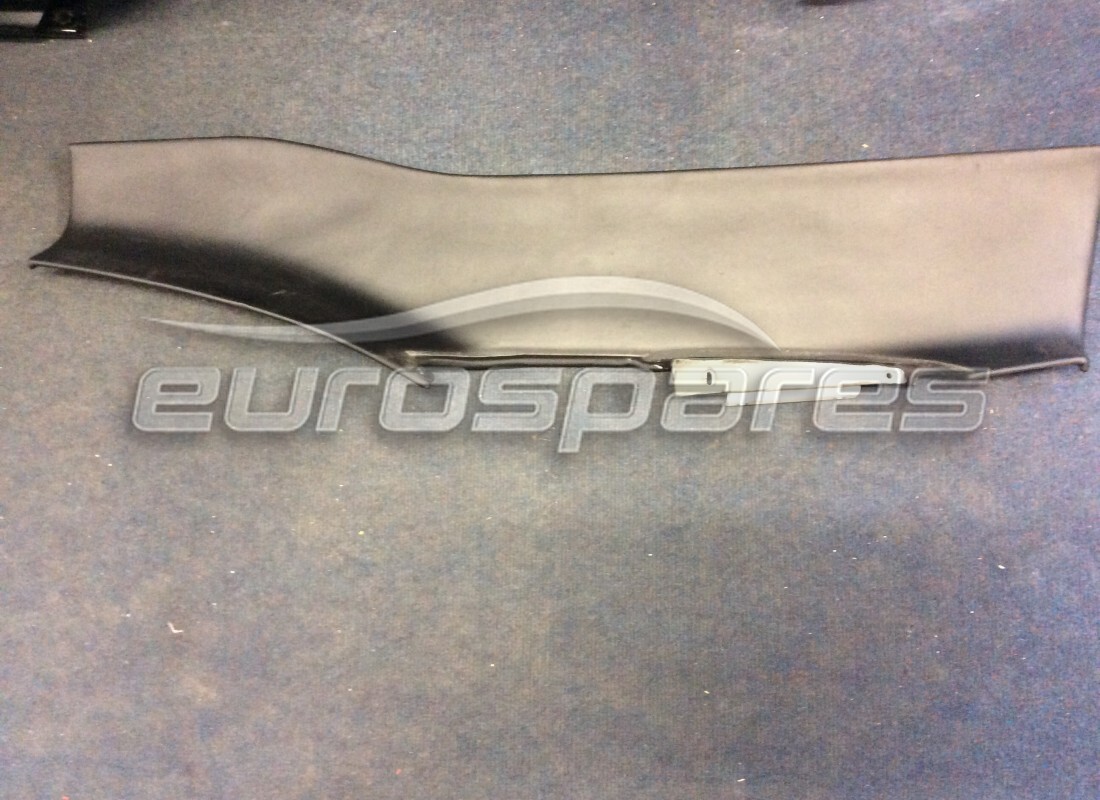 UTILISÉ Ferrari PANNEAU DE PORTE DROIT COMPLET. NUMÉRO DE PIÈCE 831355.. (1)