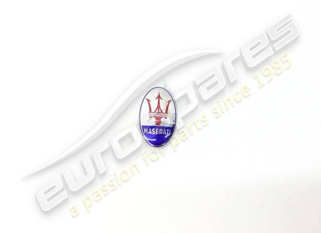 nouveau badge de pare-chocs ovale maserati. numéro de pièce 67389900 (2)