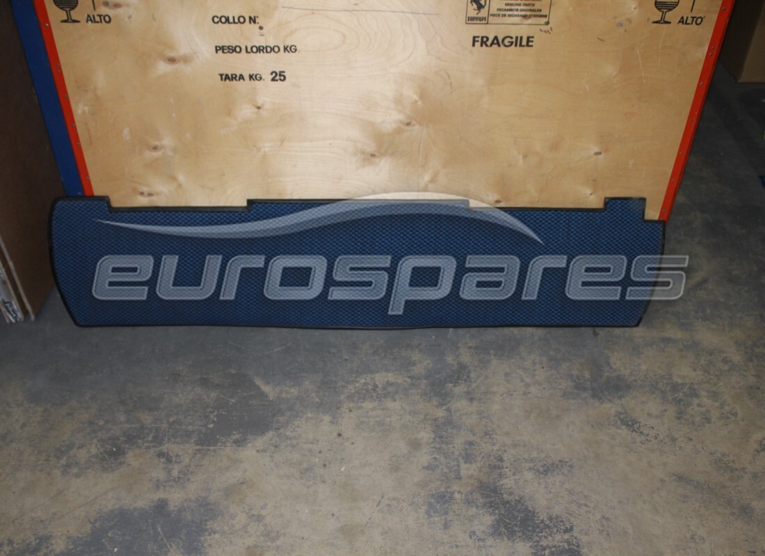 nouveau tapis arrière ferrari. numéro de pièce 40327406 (1)