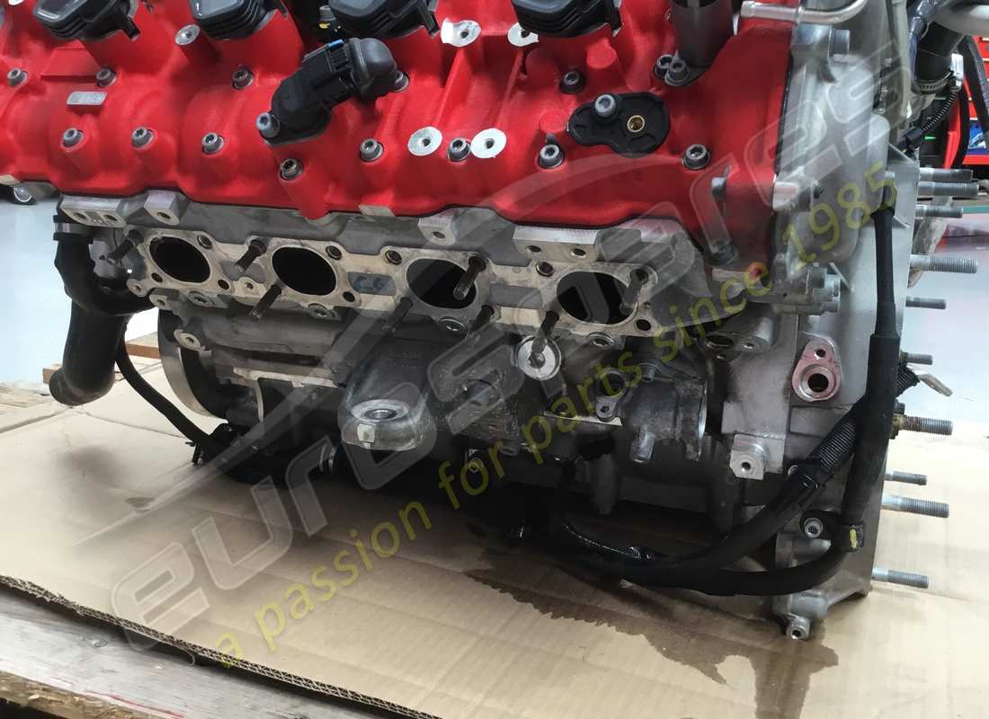 moteur tributo d'occasion ferrari. numéro de pièce 985000334 (5)