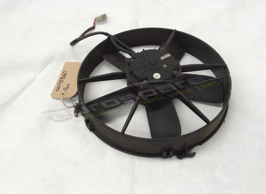 utilisé lamborghini ventilateur d'admission. numéro de pièce 001728661 (1)