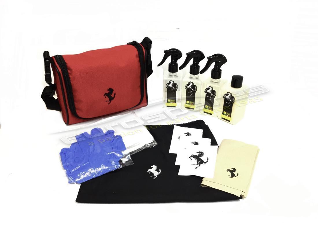 nouveau kit intérieur d'entretien de voiture ferrari. numéro de pièce 70004079 (1)