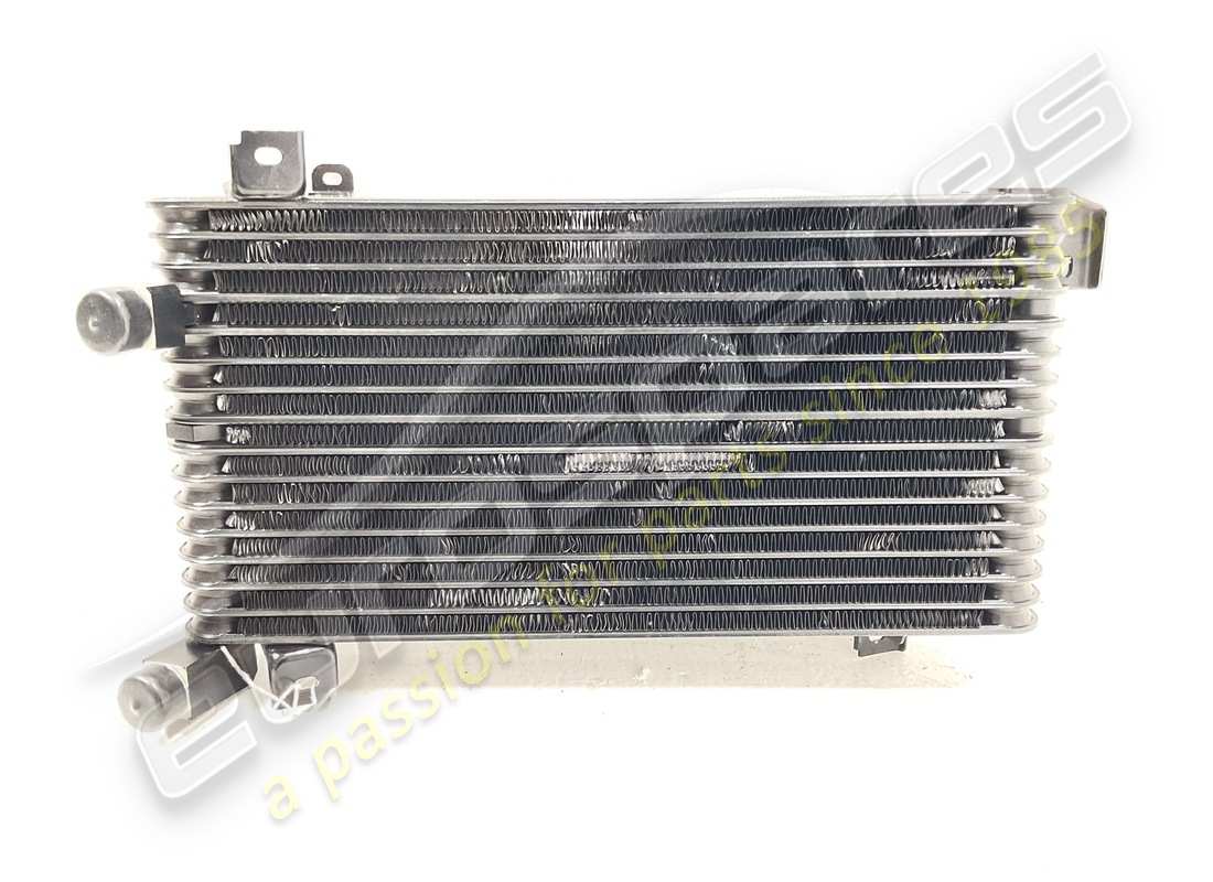 NOUVEAU RADIATEUR À HUILE Ferrari. NUMÉRO DE PIÈCE 185412 (1)