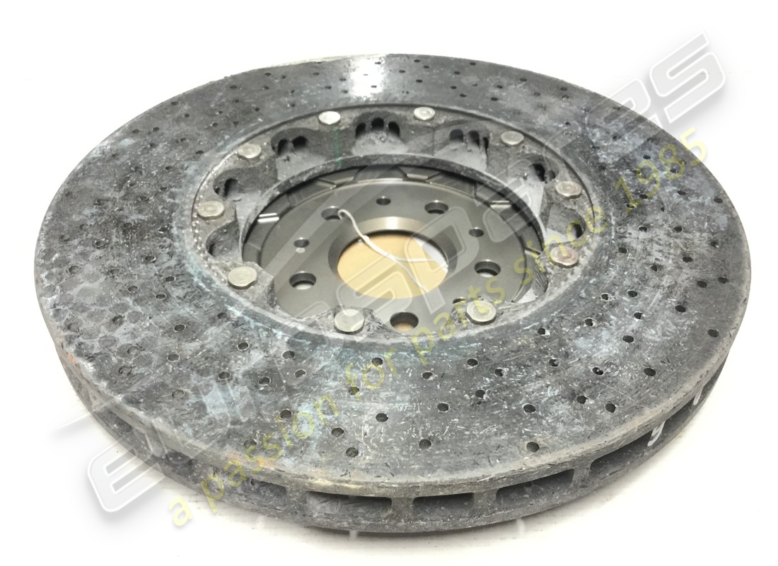 nouveau disque de frein avant ferrari, version carbone-céramique. référence 225854 (2)