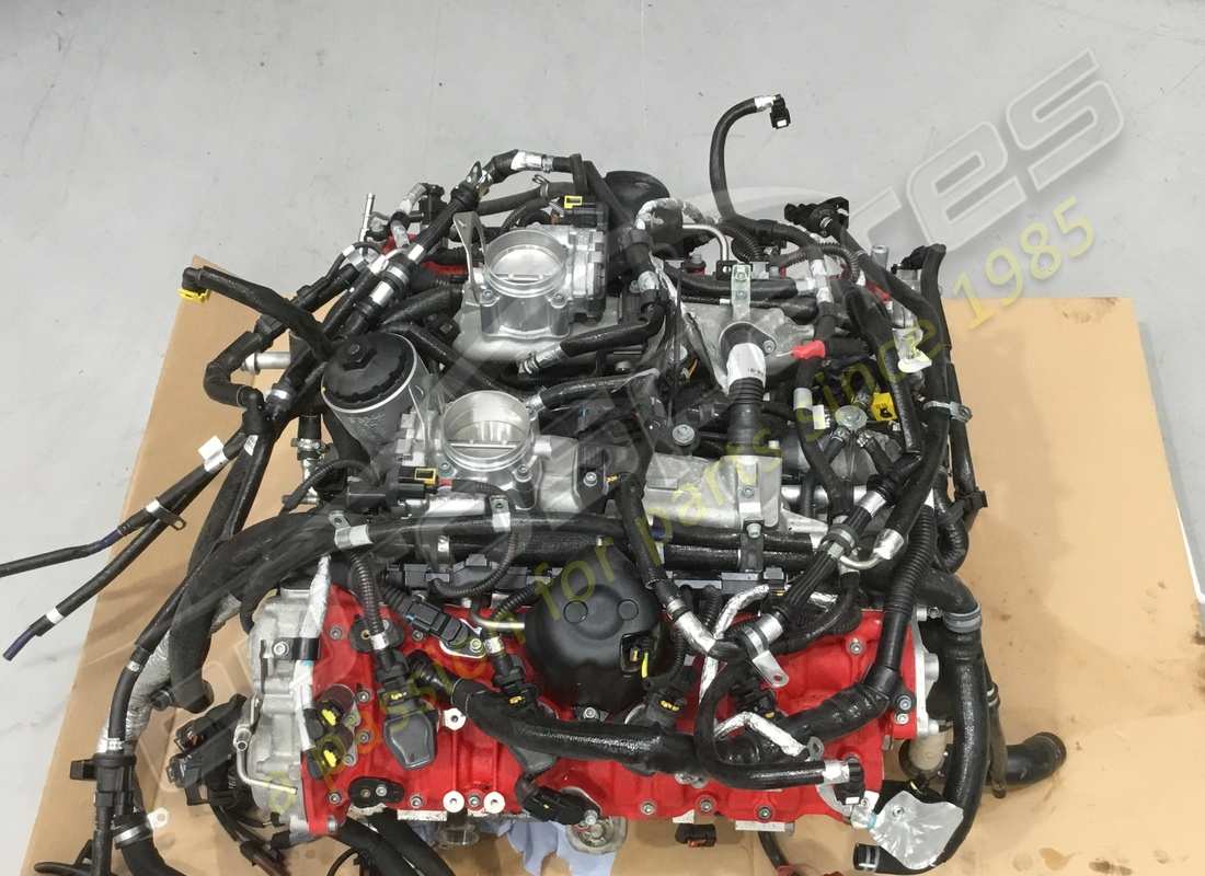 utilisé ferrari 488 moteur pista. numéro de pièce 985000295 (4)