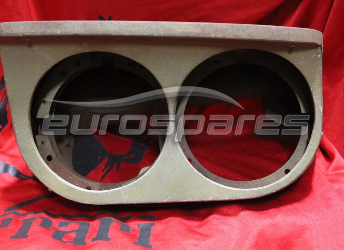 nouveau ferrari ensemble de phare gauche. numéro de pièce 30072805 (1)