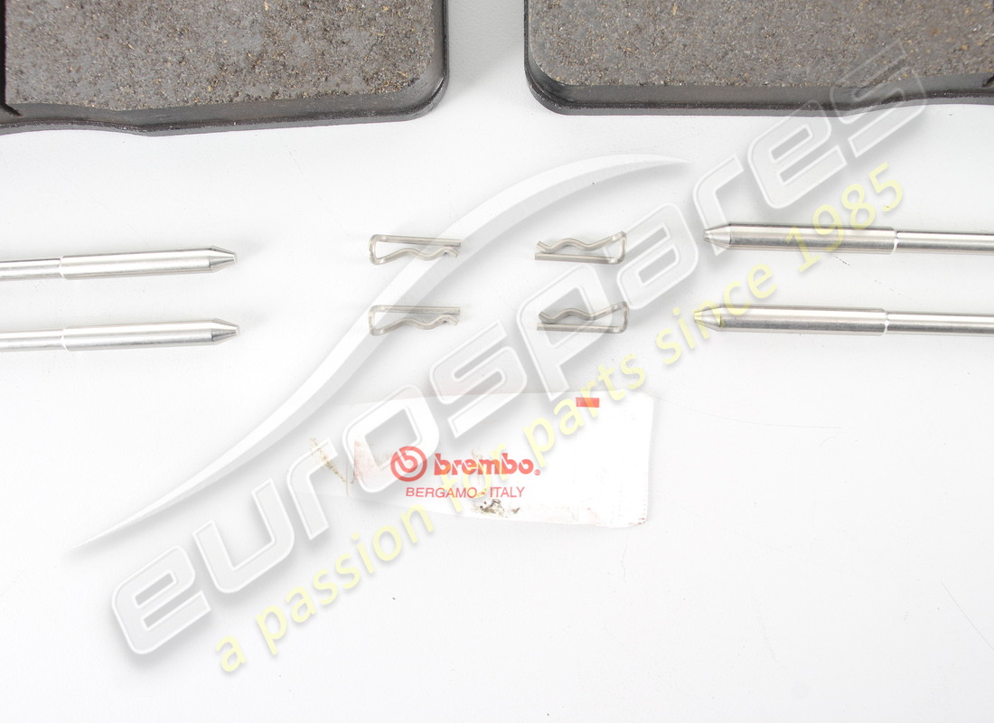 nouveau ferrari jeu de plaquettes de frein avant 430chall. numéro de pièce 70001484 (2)
