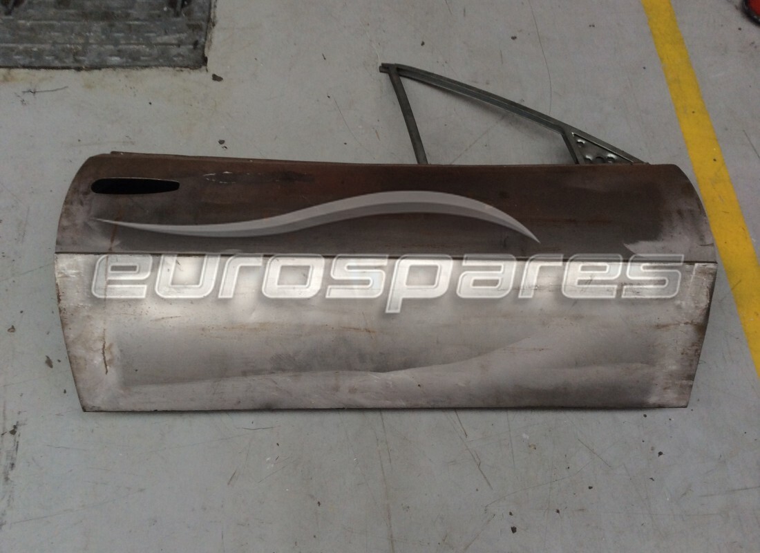 ensemble de porte droit neuf ferrari. numéro de pièce 61782600 (1)