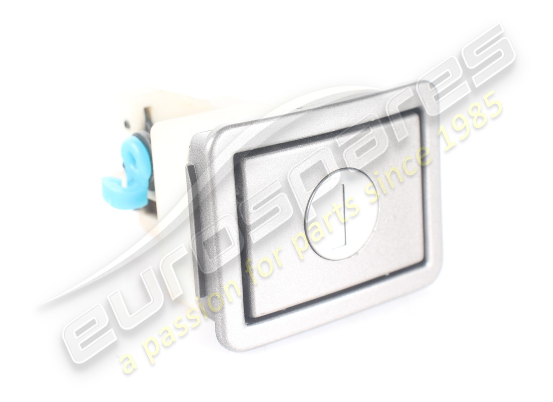 BOUTON-POUSSOIR FERRARI UTILISÉ. NUMÉRO DE PIÈCE 63768700 (2) bouton-poussoir ferrari utilisé. numéro de pièce 63768700 (2)