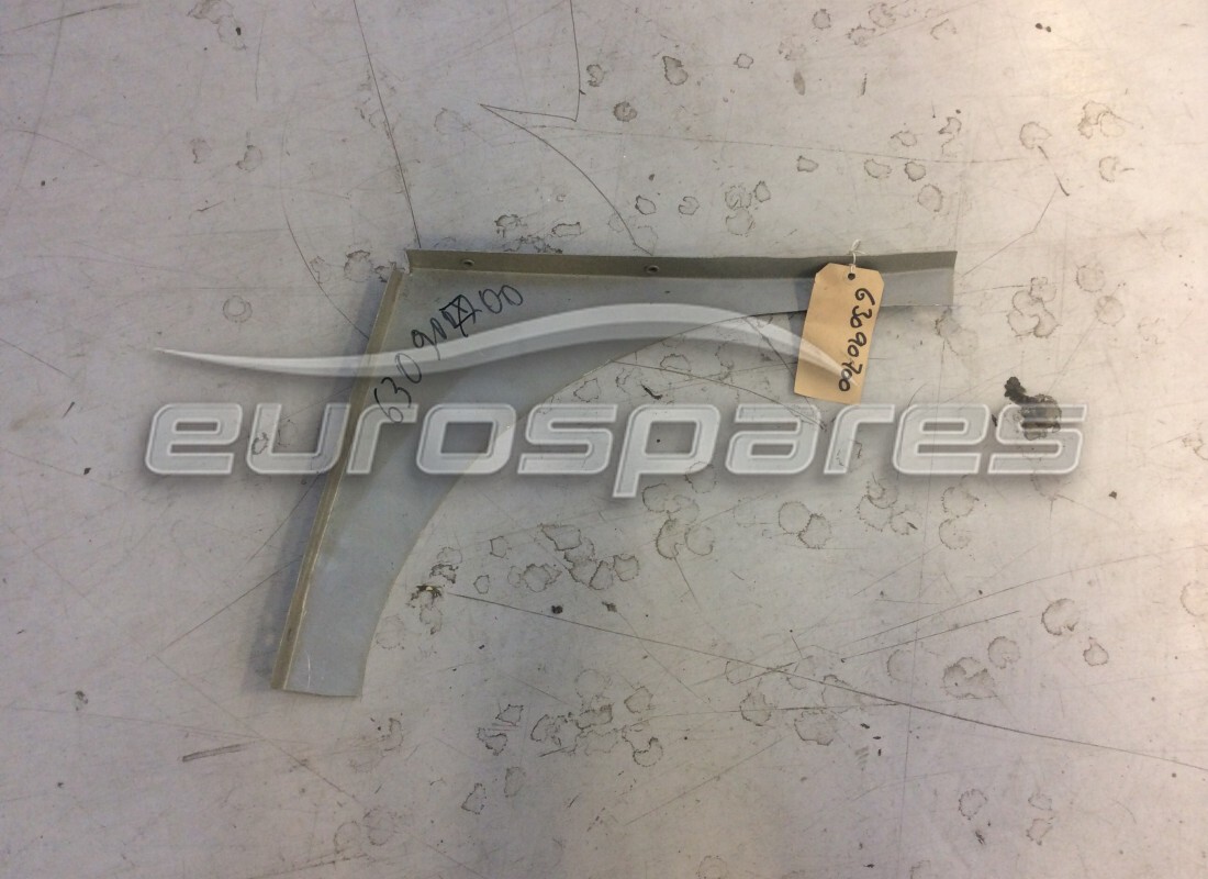 NOUVEAU Ferrari PASSAGE DE ROUE ARRIÈRE GAUCHE CÔTÉ AVANT . NUMÉRO DE PIÈCE 63090700 (1)