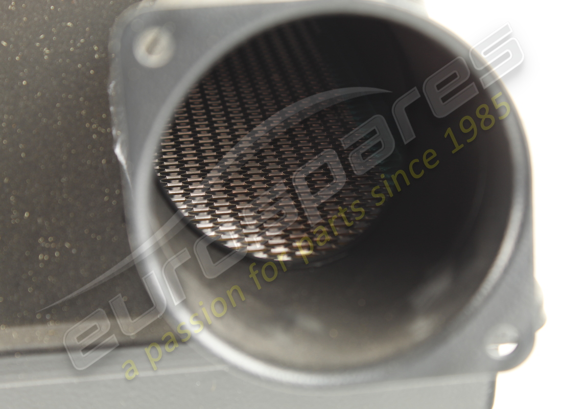 nouvelle ferrari prise d'air complète droite. numéro de pièce 183874 (4)
