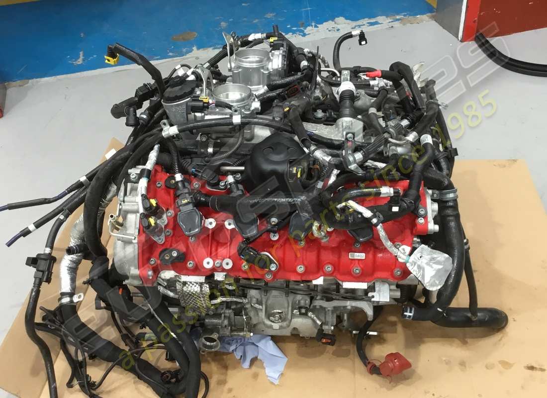 utilisé ferrari 488 moteur pista. numéro de pièce 985000295 (3)