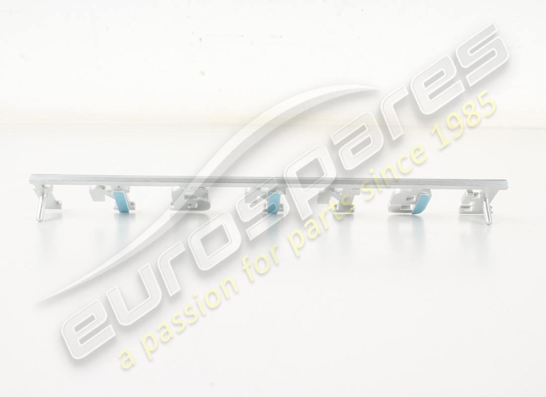 nouveau script d'initiales ferrari (pin 2). numéro de pièce 61025000 (2)