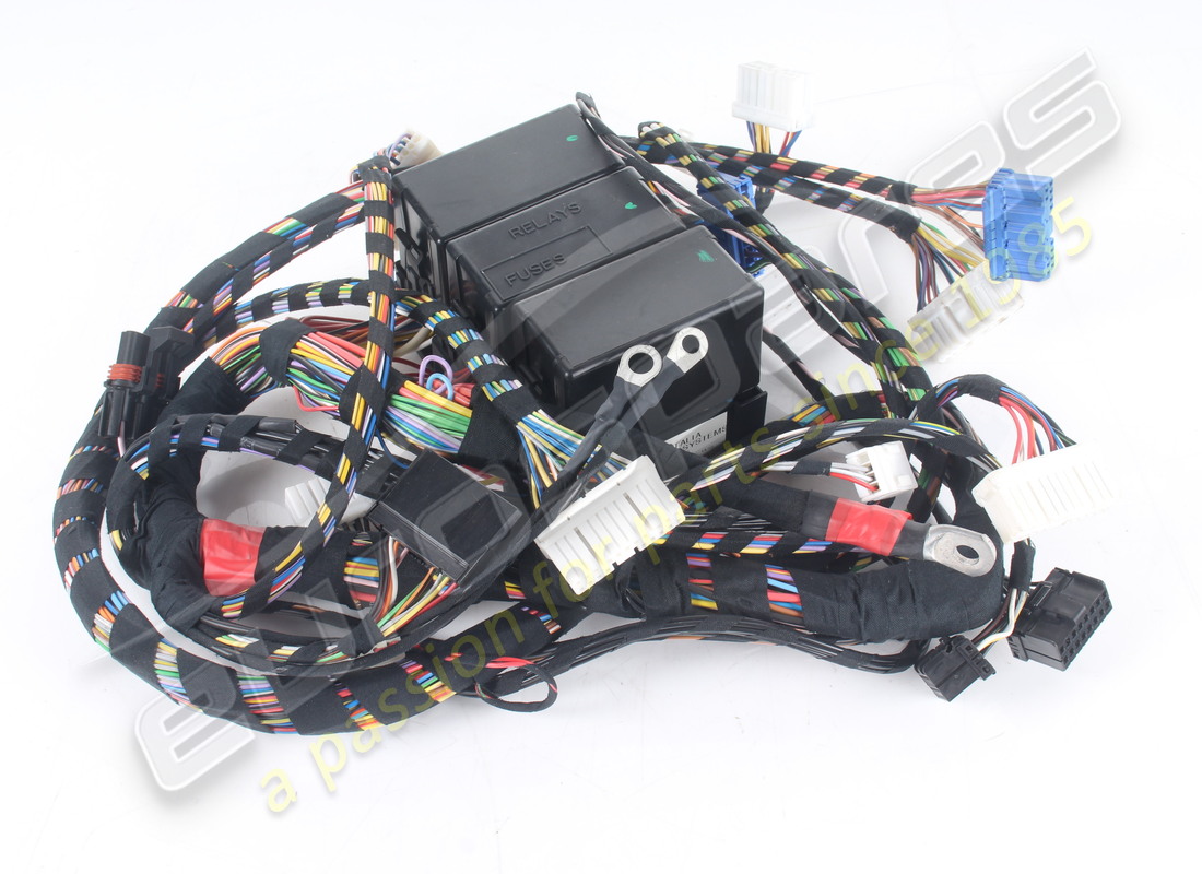 NOUVEAUX CÂBLES DE TUNNEL ARRIÈRE GAUCHE Ferrari. NUMÉRO DE PIÈCE 177914 (1) NOUVEAUX CÂBLES DE TUNNEL ARRIÈRE GAUCHE Ferrari. NUMÉRO DE PIÈCE 177914 (1)