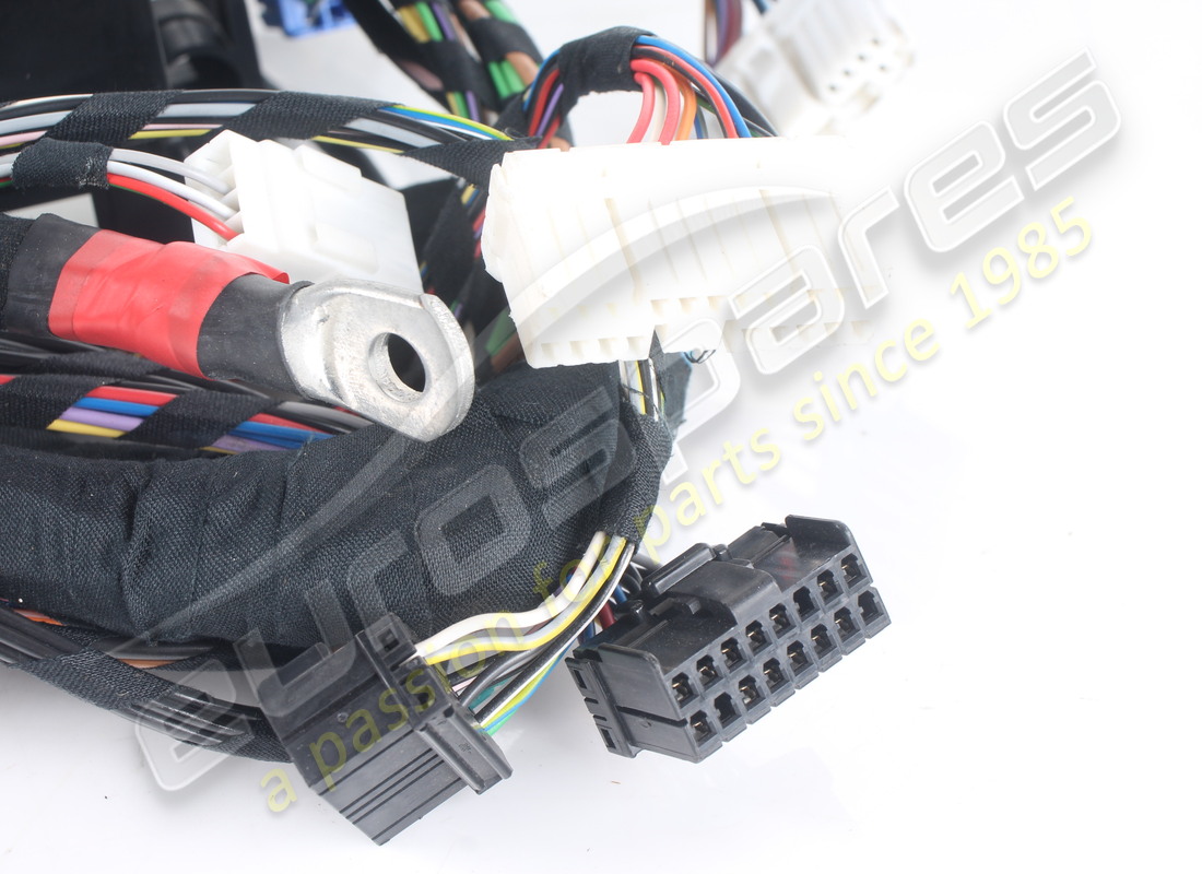 NOUVEAUX CÂBLES DE TUNNEL ARRIÈRE GAUCHE FERRARI. RÉFÉRENCE 177914 (4) nouveaux câbles de tunnel arrière gauche ferrari. référence 177914 (4)