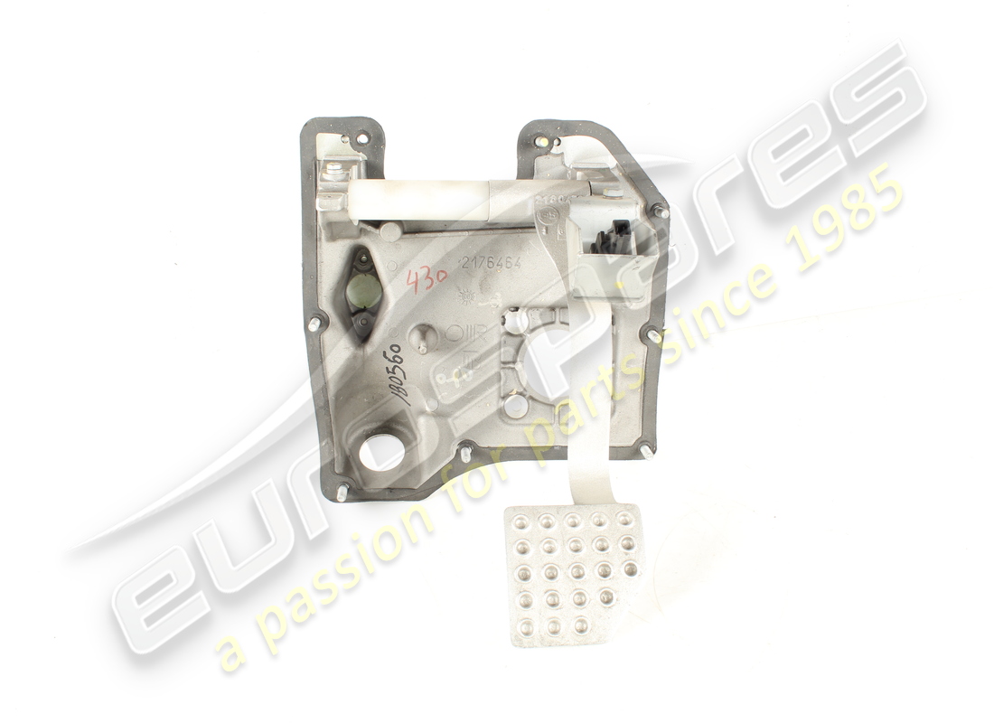 UTILISÉ Ferrari SUPPORT DE PÉDALE . NUMÉRO DE PIÈCE 176464 (1)