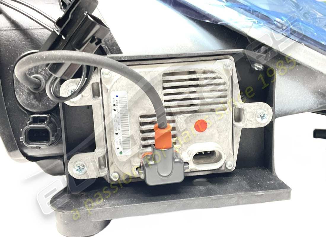 nouveau ferrari lhhead lampe argent 101 pai. numéro de pièce 72108973 (4)