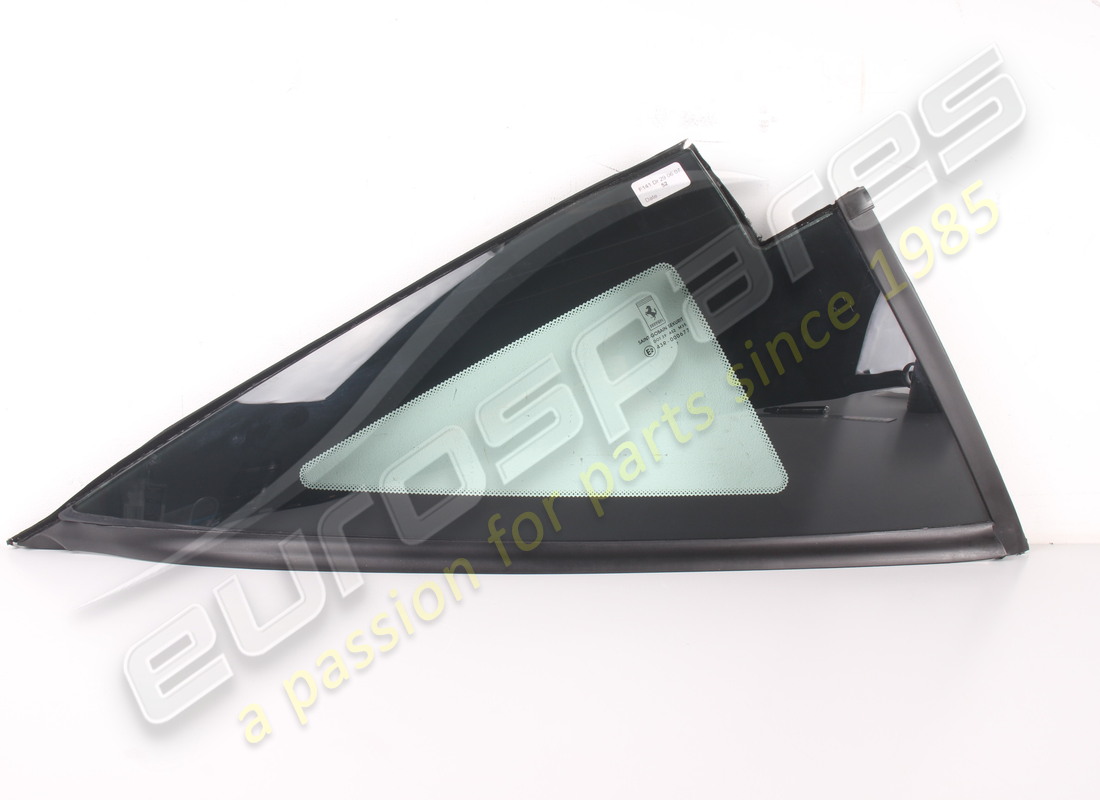 nouvelle fenêtre latérale arrière ferrari droite. numéro de pièce 82321100 (1)