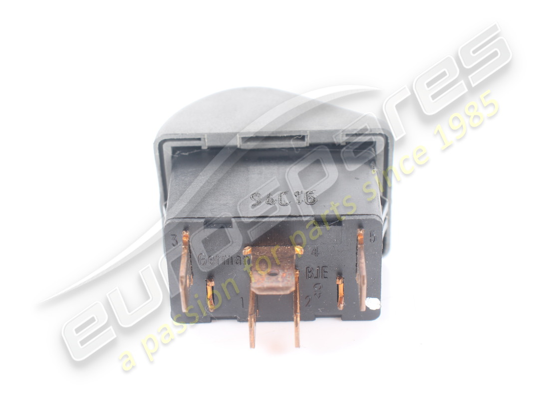 COMMUTATEUR FERRARI UTILISÉ. NUMÉRO DE PIÈCE 153083 (3) commutateur ferrari utilisé. numéro de pièce 153083 (3)