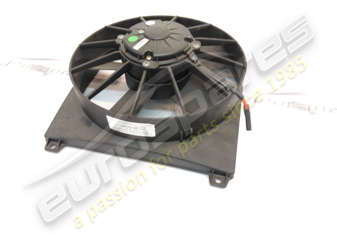 nouveau ventilateur électrique ferrari. numéro de pièce 161726 (2)