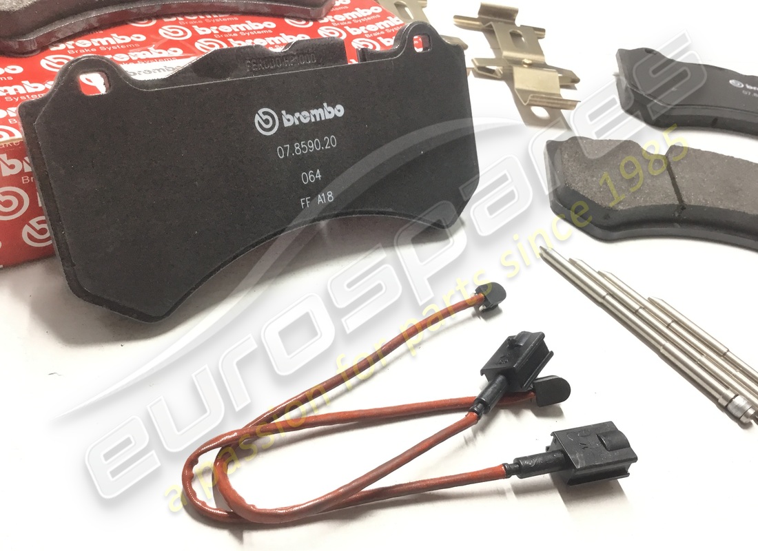nouveau ferrari kit de disque avant les plaquettes de frein en acier. numéro de pièce 70001125 (3)
