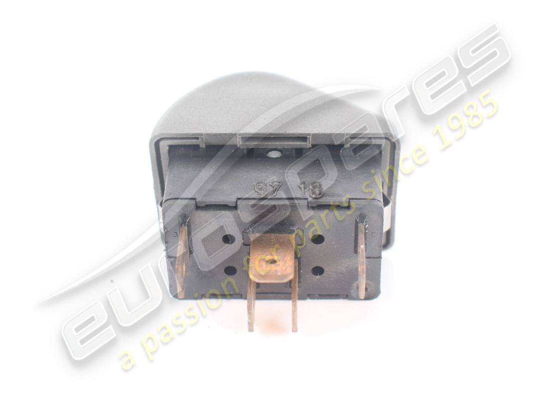 UTILISÉ UN INTERRUPTEUR FERRARI POUR LUMIÈRE DE TOIT. NUMÉRO DE PIÈCE 171062 (4) utilisé un interrupteur ferrari pour lumière de toit. numéro de pièce 171062 (4)