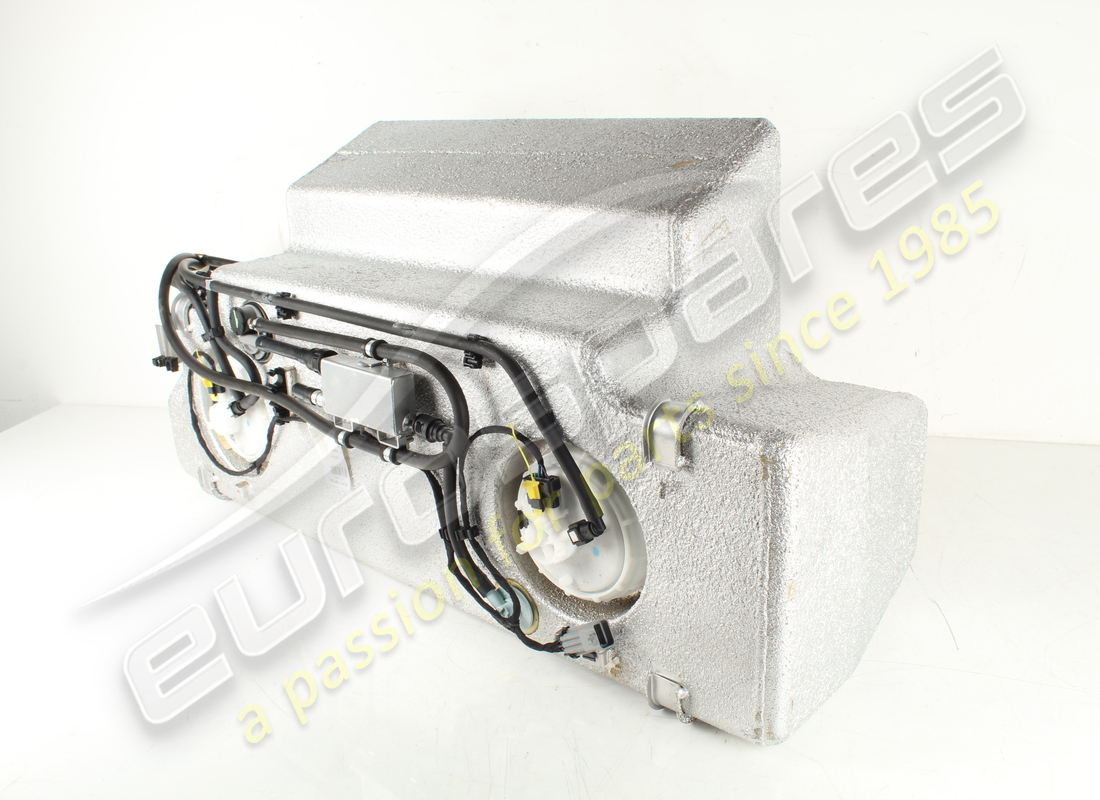 nouveau réservoir de carburant ferrari. numéro de pièce 191486 (6)