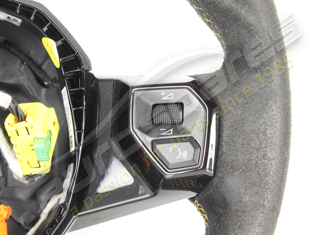 volant de lamborghini utilisé. numéro de pièce 470419091 (4)